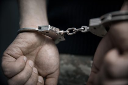 Reu Preso Algemado Crime Delito